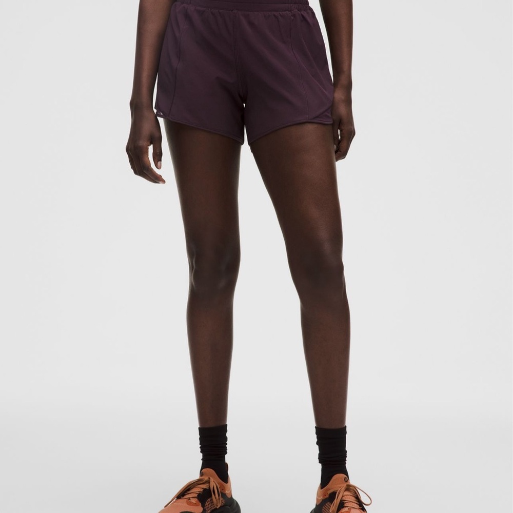 Lululemon hotty hot shorts 4 in black plum